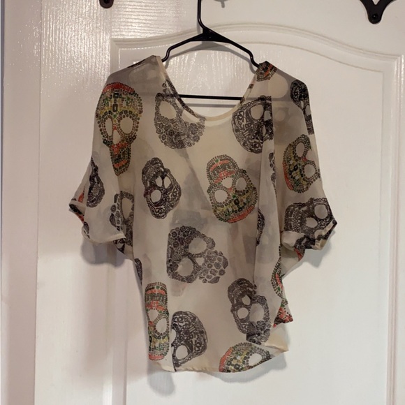 Tops - Skull Print Sheer Women's Top - Cream